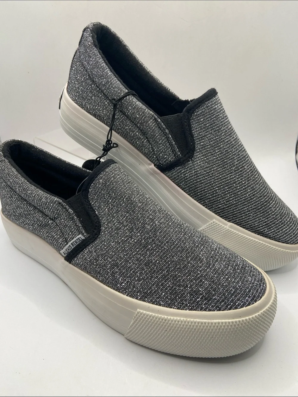 Alexis Be deal Slip On Platform Glitter Sneakers Size 6 New Metallic